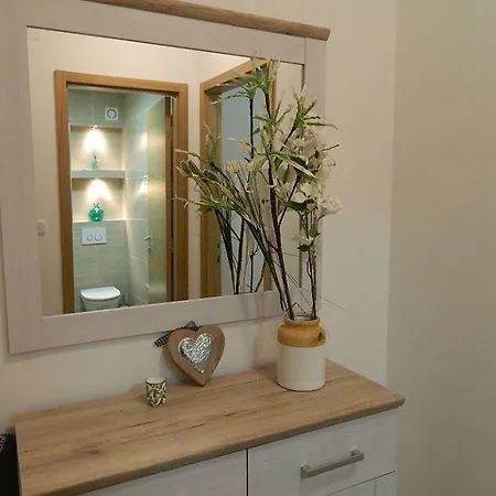 Apartman Kutak Апартаменти *