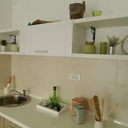 Апартаменти Apartman Kutak