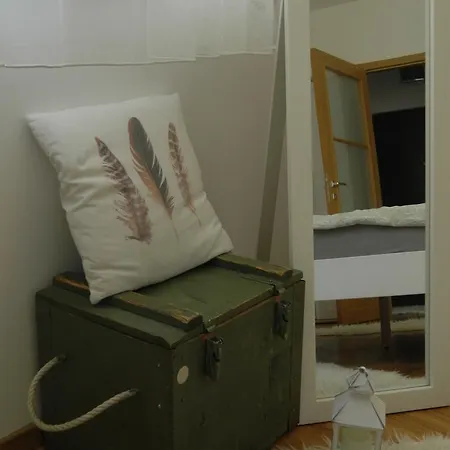 Апартаменти Apartman Kutak *